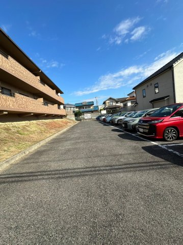 トレゾアＱの駐車場