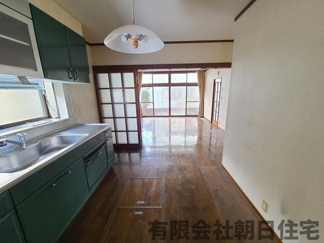 【キッチン】 | 古志原7丁目 中古戸建5LDK ＋納戸 | お料理しやすいキッチンです