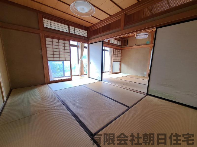 【和室】 | 古志原7丁目 中古戸建5LDK ＋納戸 | 落ち着いた雰囲気の和室付きです