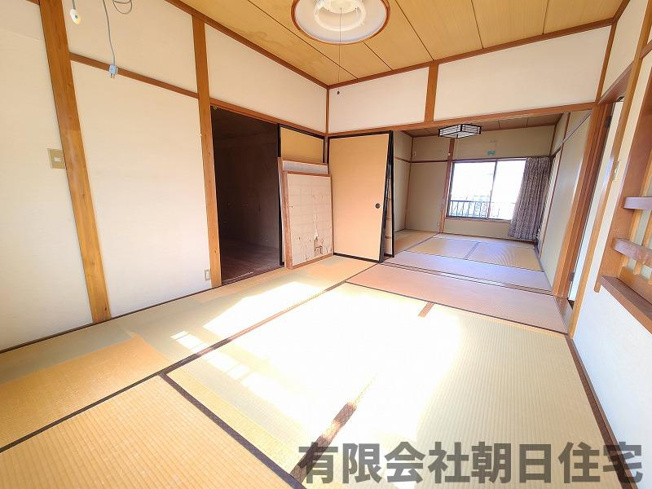 【和室】 | 古志原7丁目 中古戸建5LDK ＋納戸 | 和室、ちょっとしたくつろぎスペースにいかがでしょうか