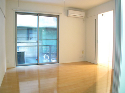 【居間・リビング】 | メゾンハピネス