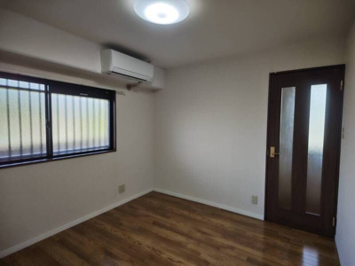 【洋室】 | イルサローネ