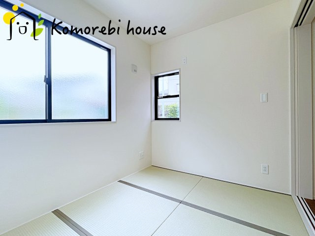 さいたま市見沼区大谷　第4　新築一戸建て　リーブルガーデン　01の和室|趣のある和室です