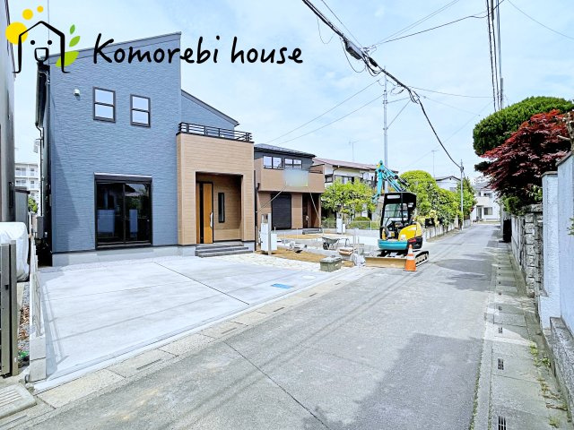 さいたま市見沼区大谷　第4　新築一戸建て　リーブルガーデン　01の前面道路含む現地写真|前面道路含む現地写真です