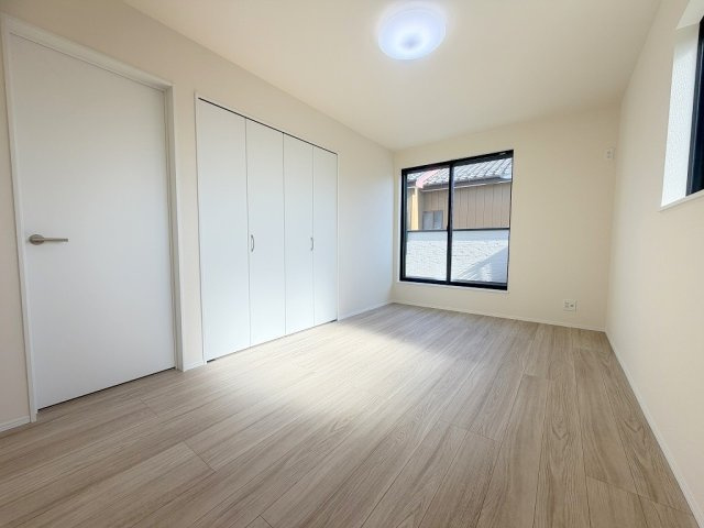 三郷市番匠免1丁目　新築戸建　全5棟　C号棟の居間・リビング|同施工会社の参考写真になります。