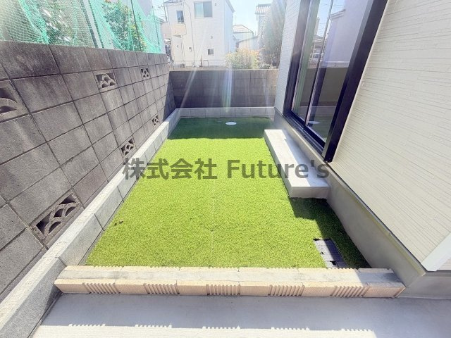 三郷市番匠免1丁目　新築戸建　全5棟　C号棟の洋室|同施工会社の参考写真になります。