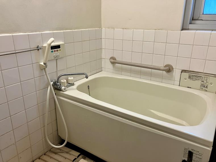 有馬南住宅１号棟の浴室