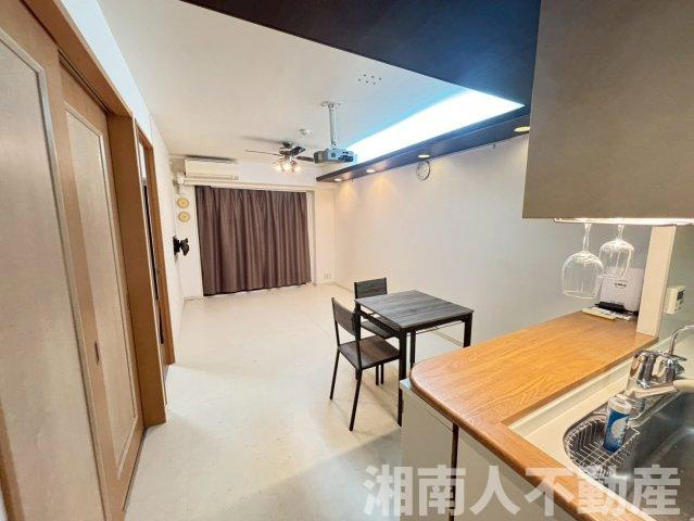 シーサイドコート片瀬海岸の居間・リビング