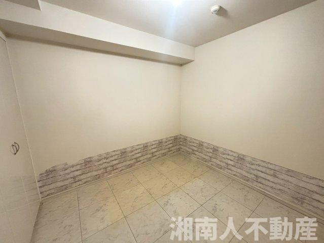 シーサイドコート片瀬海岸の洋室