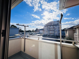 【バルコニー】 | 千葉市稲毛区園生町　中古戸建　スポーツセンター駅