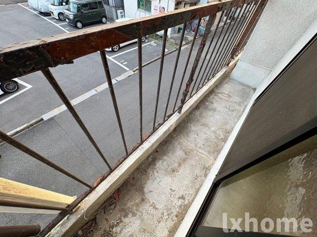 abile鳥飼下のバルコニー