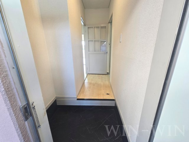 レジデンス伊藤の玄関