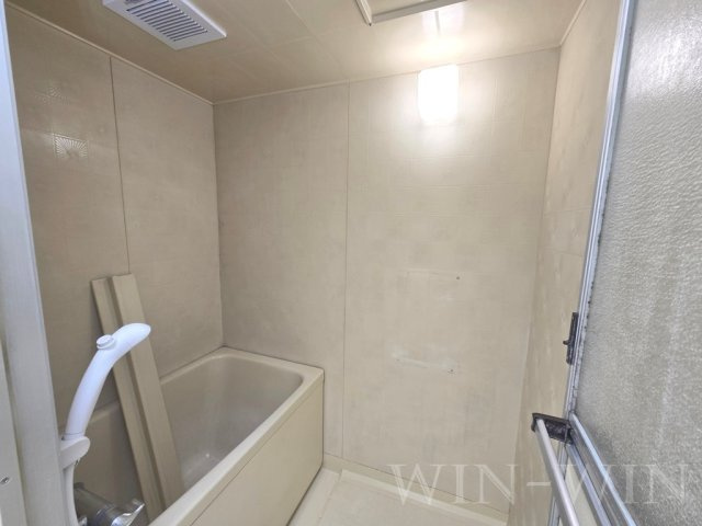 レジデンス伊藤の浴室