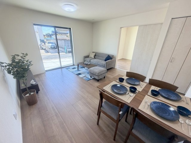 三郷市番匠免1丁目　新築戸建　全5棟　E号棟の収納|同施工会社の参考写真になります。