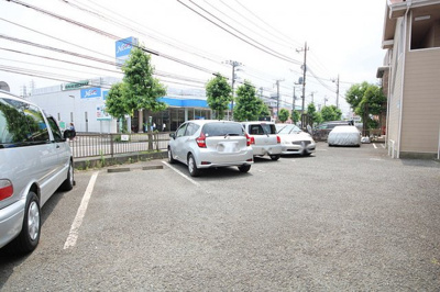 【駐車場】 | ハイツリッチA棟