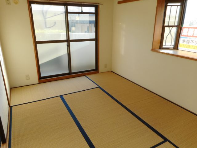 タウンコートオオタの和室