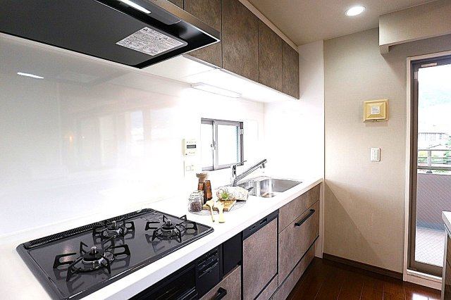 【キッチン】 | メゾンドール瓢箪山　★ペット可・角部屋 | 食洗機ついています★