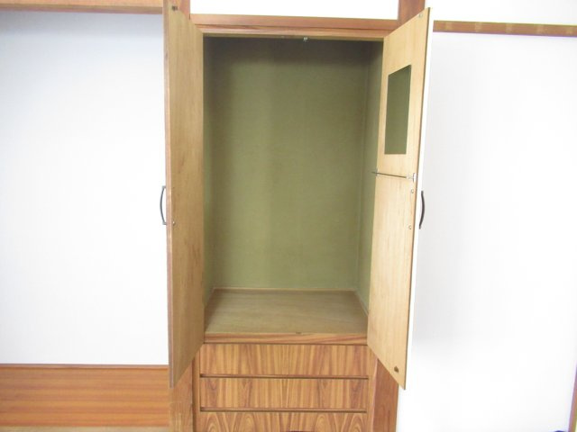 四ツ掘ハイツの収納