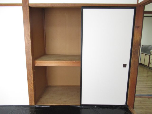 四ツ掘ハイツの収納