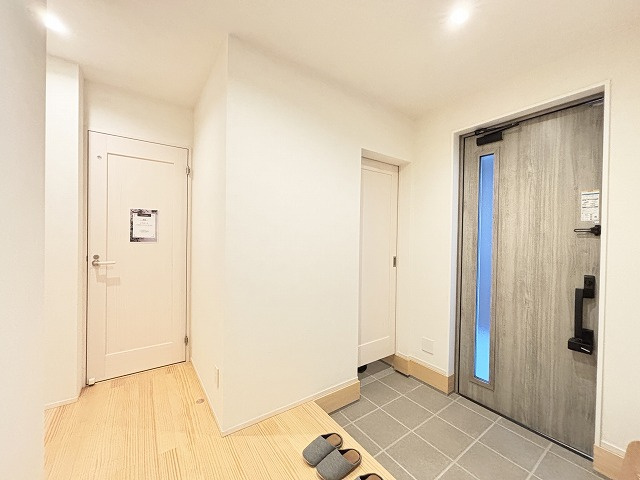 【玄関】 | 糸島市荻浦1丁目　戸建て