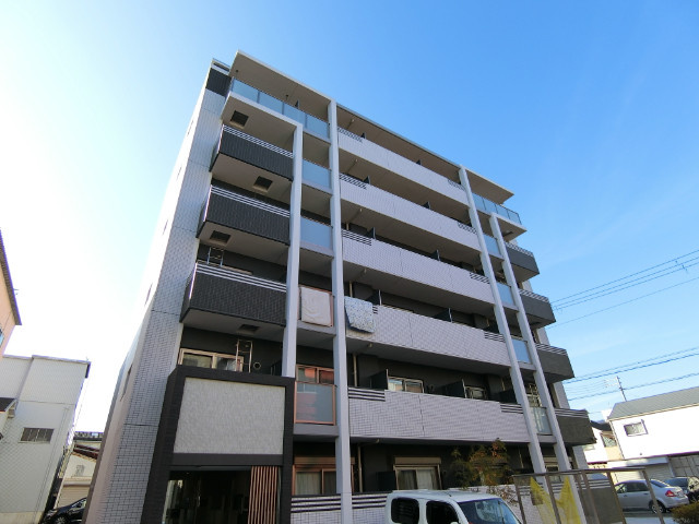 ブライジングの外観