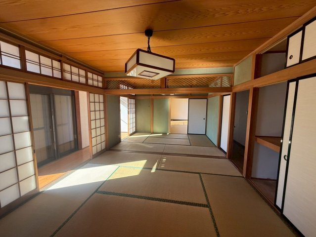 高崎市箕郷町富岡300-5,300-1の和室