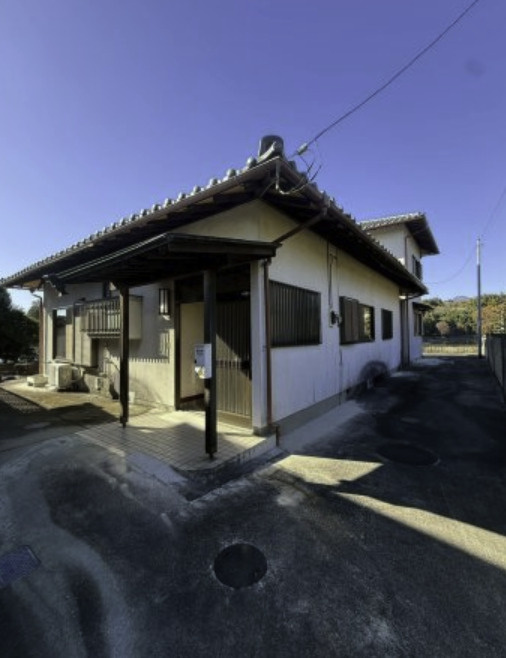 高崎市箕郷町富岡300-5,300-1の駐車場