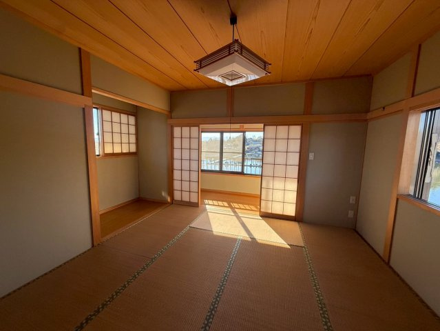 高崎市箕郷町富岡300-5,300-1の和室