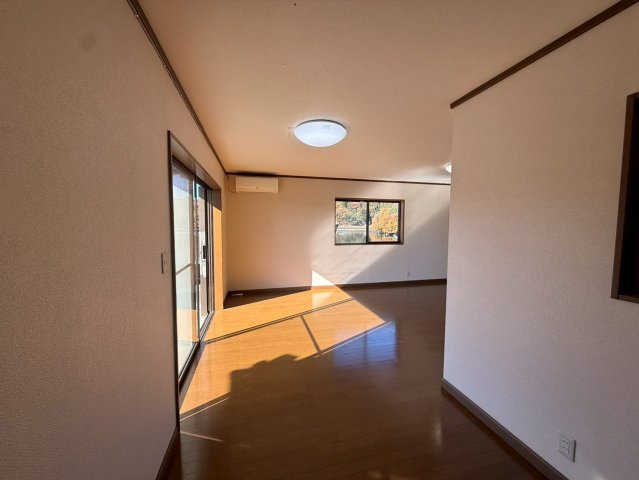 高崎市箕郷町富岡300-5,300-1のその他