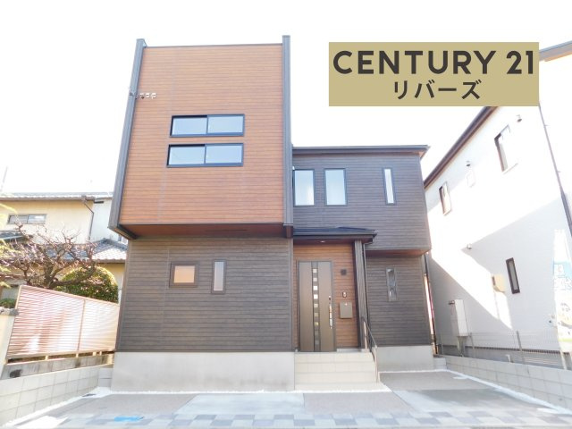 海部郡蟹江町宝４丁目の新築一戸建の外観|☆残り１棟☆　新価格！！いつでも見学出来ます♪（お問合せ当日、平日、水曜、夜間でもＯＫ）　長期優良住宅！　制震ダンパー搭載！　駐車２台ＯＫ！　南に天然芝の庭付き♪　ＷＩＣやパントリーなど収納豊富！