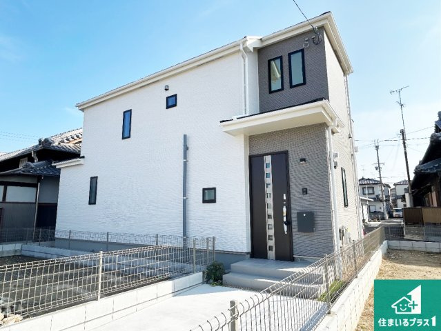 29(土)30(日)現地説明会！◆堺市美原区阿弥　全9邸の外観|安心の10年保証！外観を美しく保ち、雨水で汚れを落とします！気になることがありましたら、お気軽にお問い合わせください！