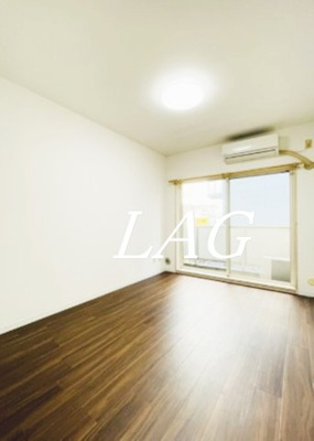 【居間・リビング】 | ファミーユ船橋 | 洋室のお部屋です。