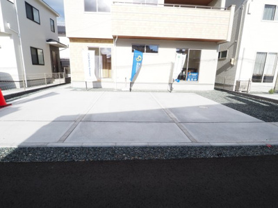 【駐車場】 | Blooming　Garden　伊達市根岸　１号棟