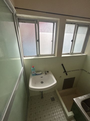 【洗面所】 | 春日貸家（東側）