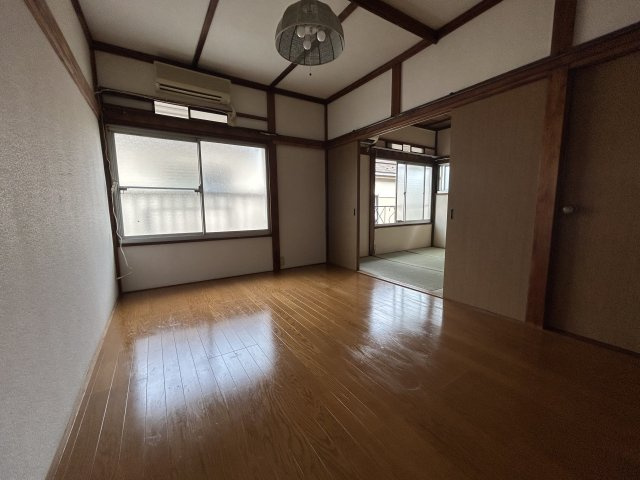 【内装】 | 春日貸家（東側） | 2階洋室