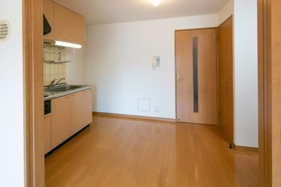 【居間・リビング】 | ＢＡＹ・ＷＥＳＴ | 賃貸 神奈川県横浜市西区浅間町４丁目