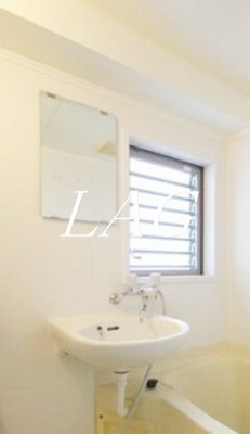 【洗面所】 | スカイガーデン | 洗面台です。