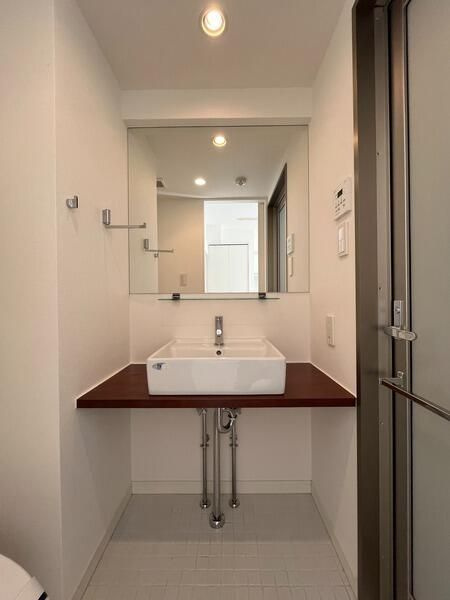 JMFレジデンス世田谷三宿4階｜エレベーター シャワー 礼金1ヶ月