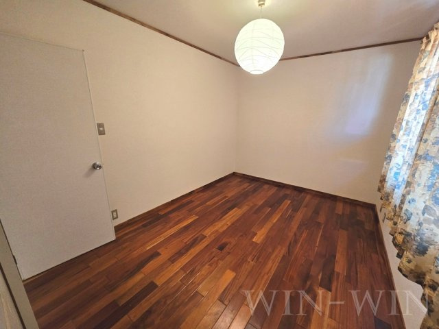 ユトリロ新栄 Bの寝室