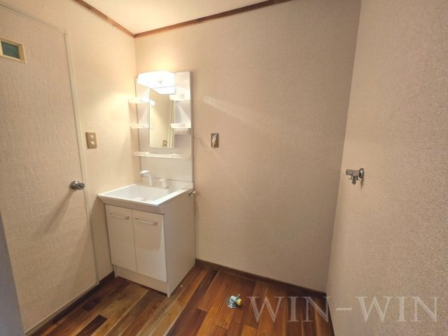 ユトリロ新栄 Bの洗面所