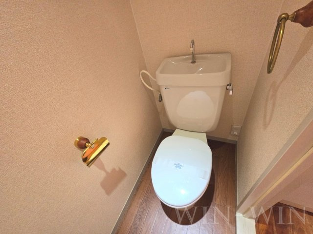 ユトリロ新栄 Bのトイレ