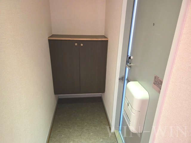 ユトリロ新栄 Bの玄関