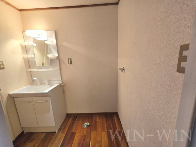 ユトリロ新栄 Bの洗面所