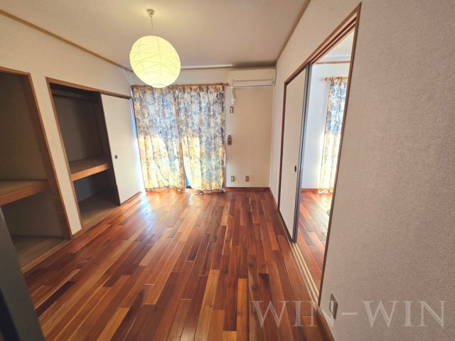 ユトリロ新栄 Bの寝室