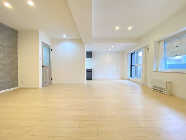 チュリス南10条の居間・リビング