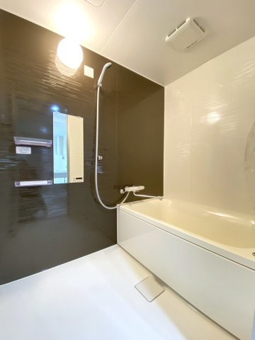 チュリス南10条の浴室
