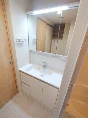 アーベントハイム葛西臨海公園の独立洗面台