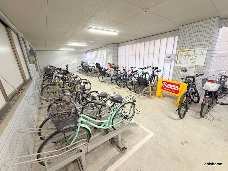 おおきに東心斎橋ビル　仲介手数料無料の駐車場