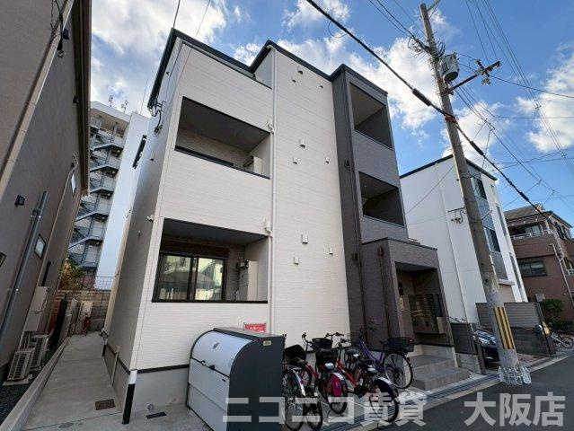 CRASTINE住吉大社の外観