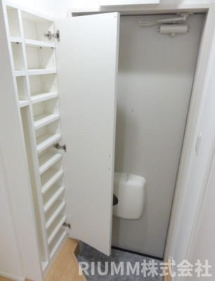 【玄関】 | リヴィエール高田馬場